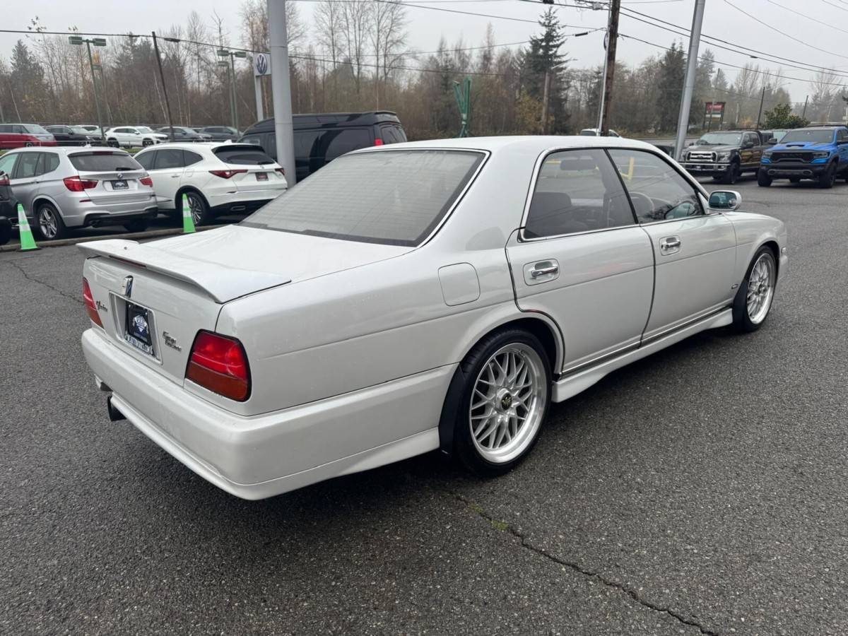 Nissan-cedric-rhd-1992-5