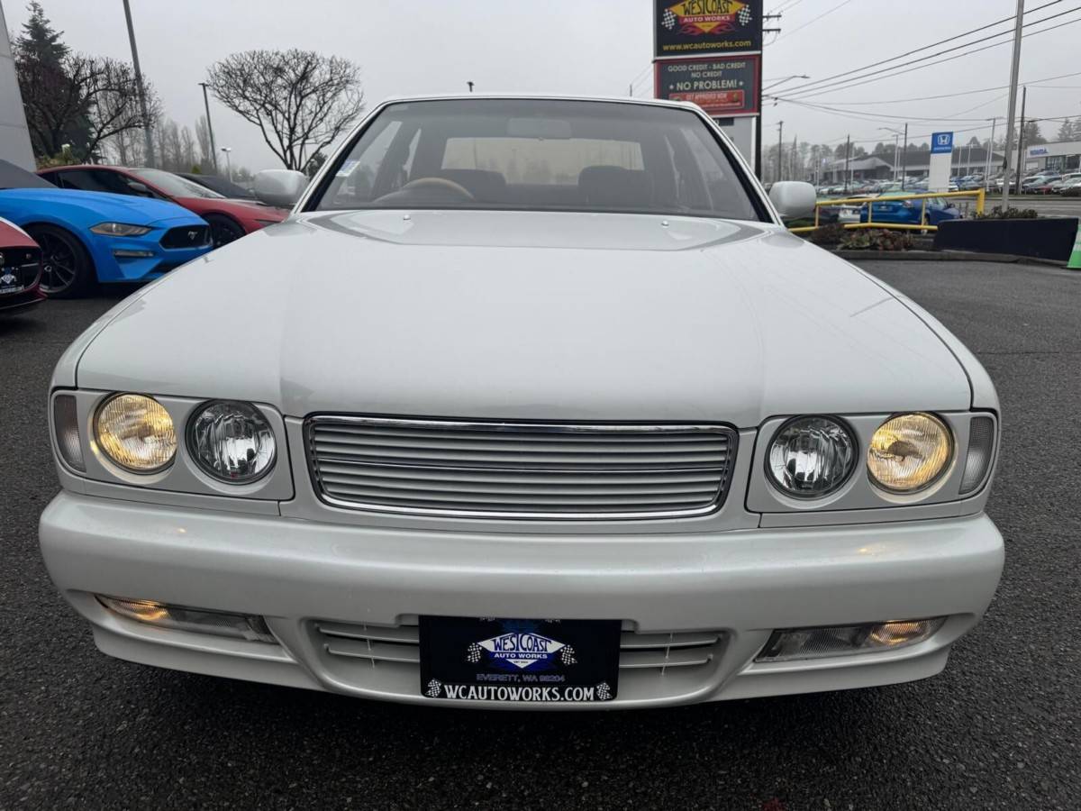 Nissan-cedric-rhd-1992-9