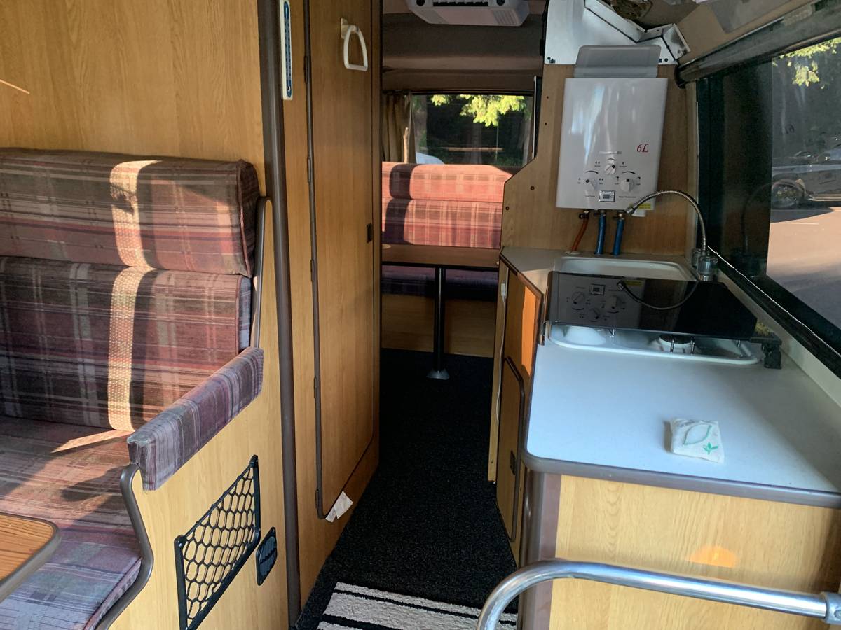 Nissan-civilian-diesel-1992-red-14