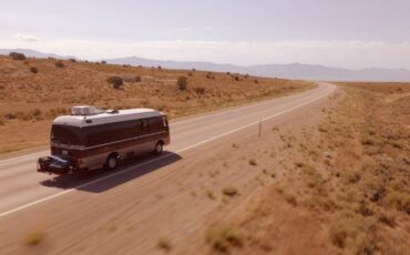 Nissan-civilian-diesel-1992-red-20