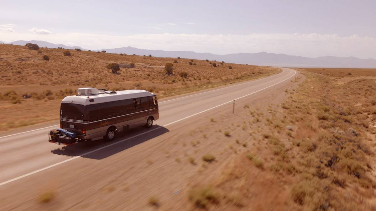 Nissan-civilian-diesel-1992-red-20