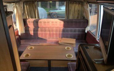 Nissan-civilian-diesel-1992-red-4