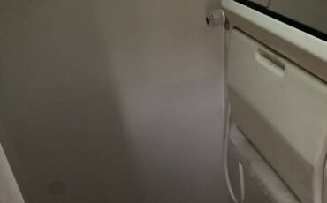 Nissan-civilian-diesel-1992-red-5