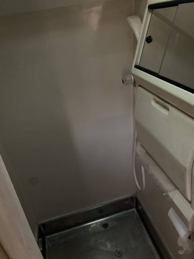 Nissan-civilian-diesel-1992-red-5