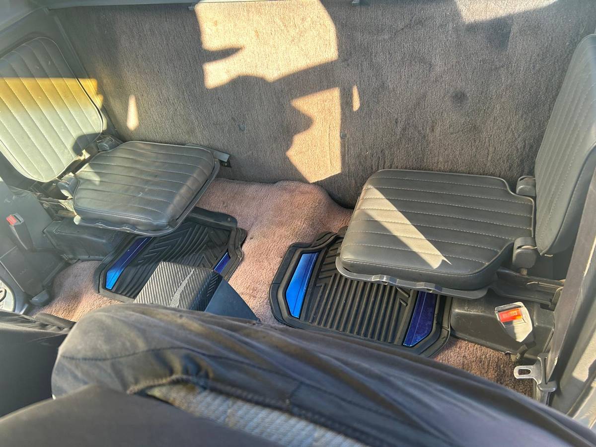 Nissan-d21-hardbody-1993-blue-4