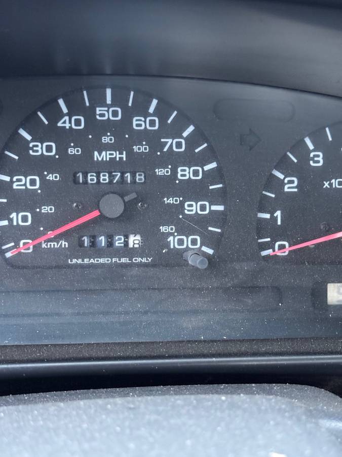 Nissan-d21-hardbody-1996-grey-13