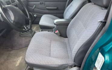 Nissan-extended-cab-1996-11