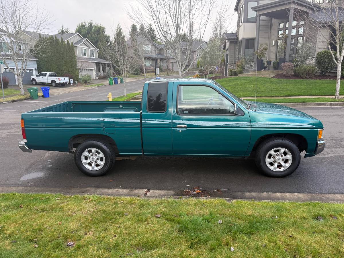 Nissan-extended-cab-1996-5