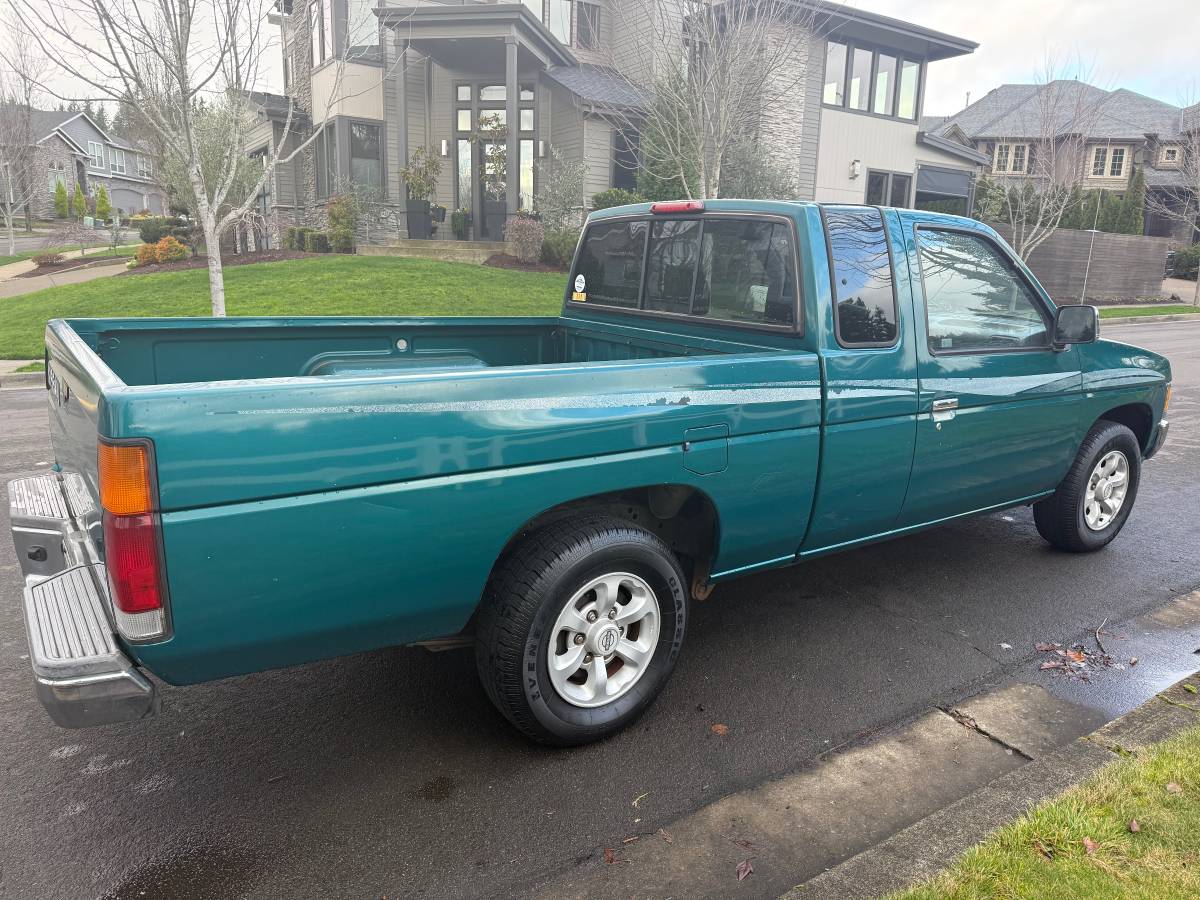 Nissan-extended-cab-1996-6
