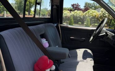 Nissan-frontier-1990-black-2