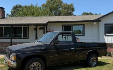 Nissan-frontier-1990-black-4