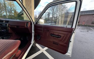 Nissan-hardbody-1991-3