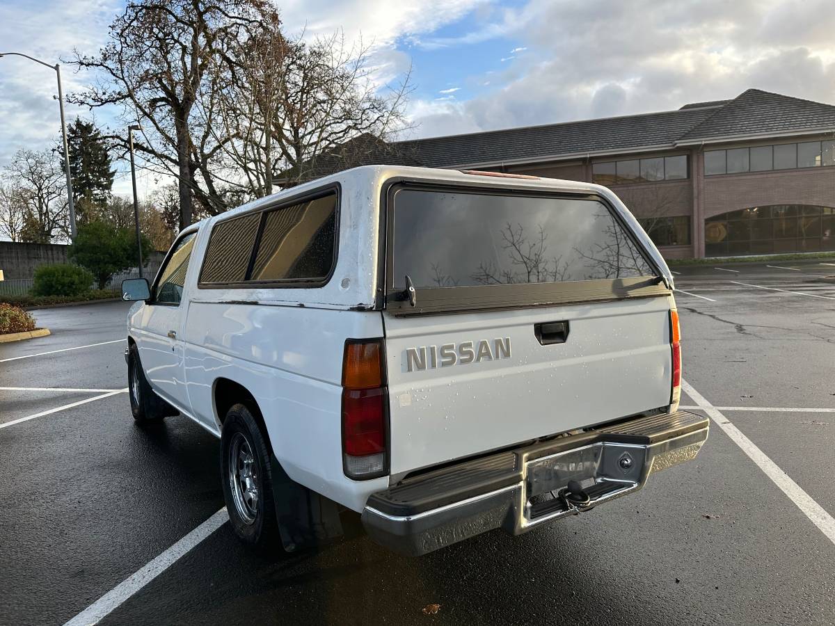 Nissan-hardbody-1991-7
