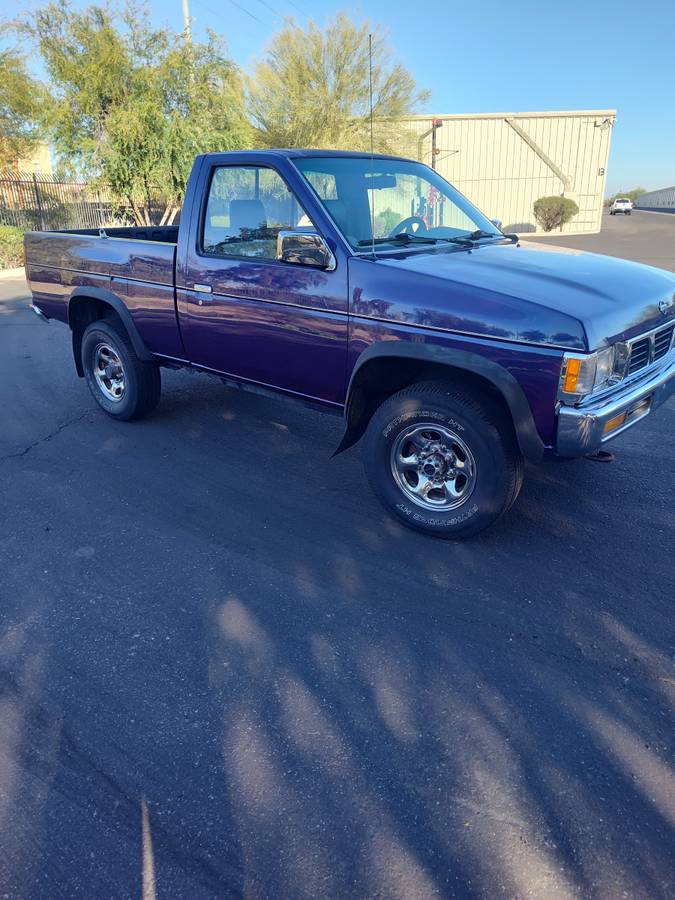 Nissan-hardbody-1995-purple-6