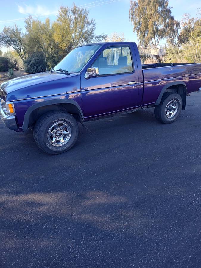 Nissan-hardbody-1995-purple