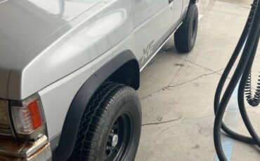 Nissan-hardbody-pickup-1986-blue-6