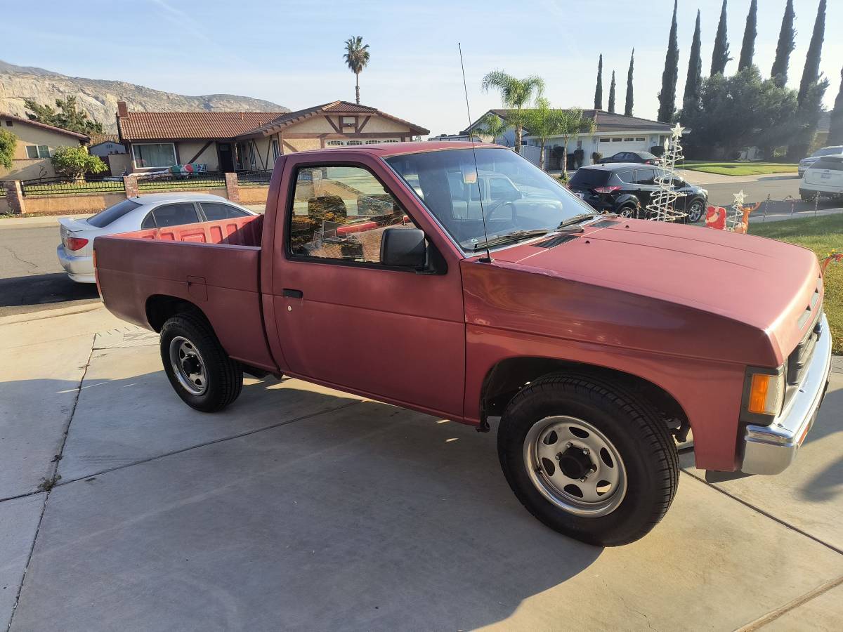 Nissan-hardbody-pickup-1991-red-1