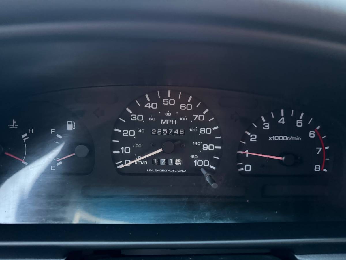 Nissan-hardbody-pickup-1995-15