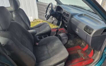 Nissan-hardbody-pickup-1995-green-15