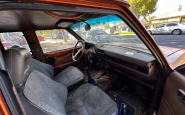 Nissan-hardbody-pickup-kingcab-1984-brown-3