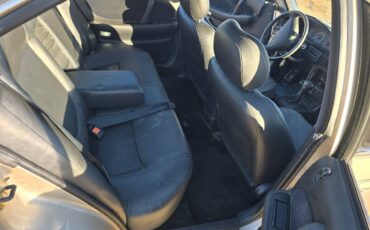 Nissan-maxima-1990-2