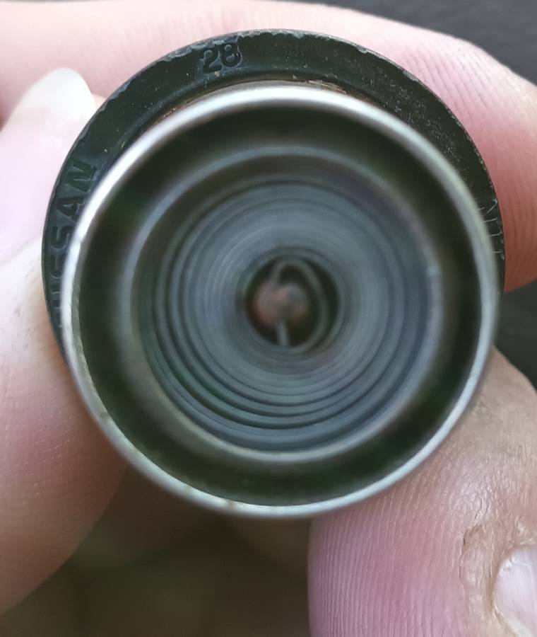 Nissan-maxima-1991-white-16