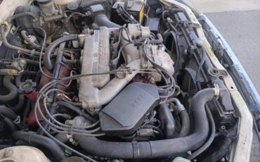 Nissan-maxima-1991-white-5