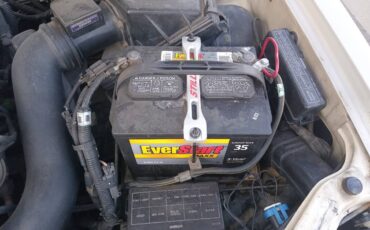 Nissan-maxima-1991-white-6