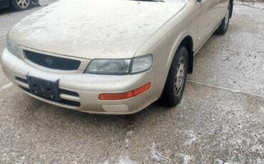 Nissan-maxima-1995-brown-1