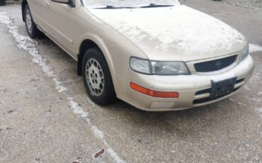 Nissan-maxima-1995-brown