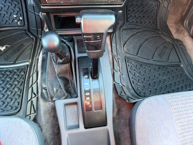 Nissan-pathfinder-1993-17