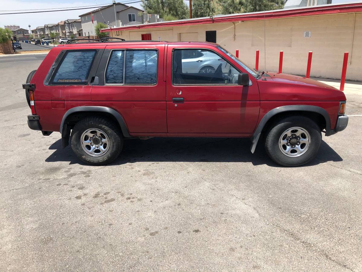 Nissan-pathfinder-1995-2