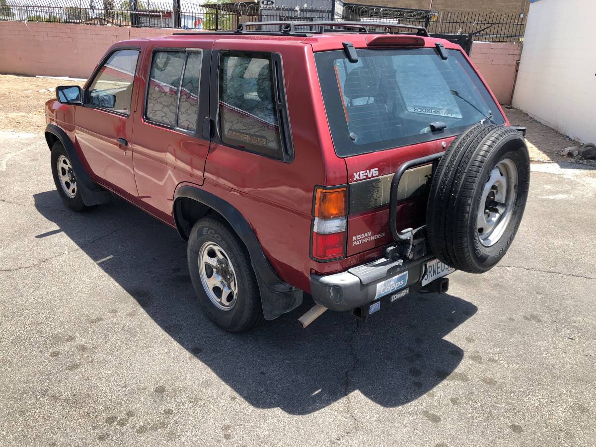 Nissan-pathfinder-1995-4