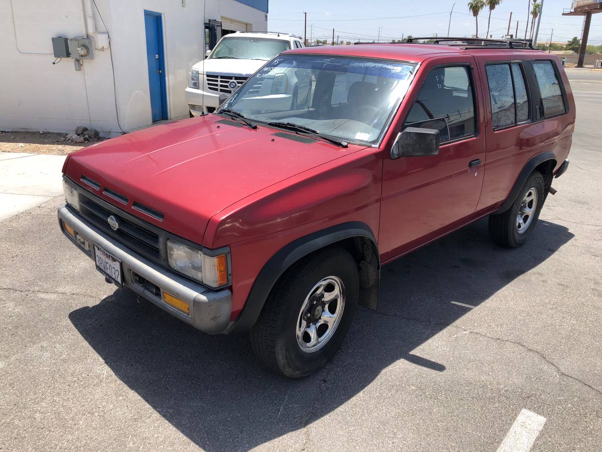 Nissan-pathfinder-1995