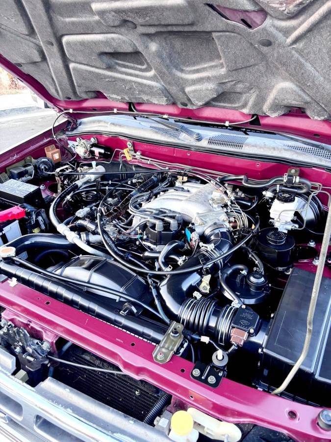 Nissan-pathfinder-1996-custom-11