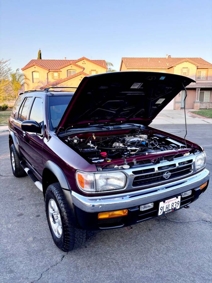 Nissan-pathfinder-1996-custom-12