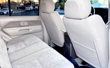 Nissan-pathfinder-1996-custom-13