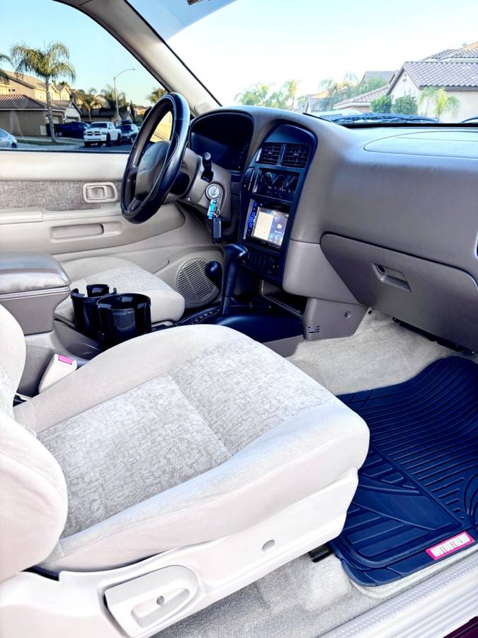 Nissan-pathfinder-1996-custom-14