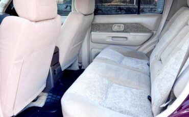Nissan-pathfinder-1996-custom-3
