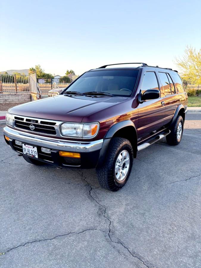 Nissan-pathfinder-1996-custom-8