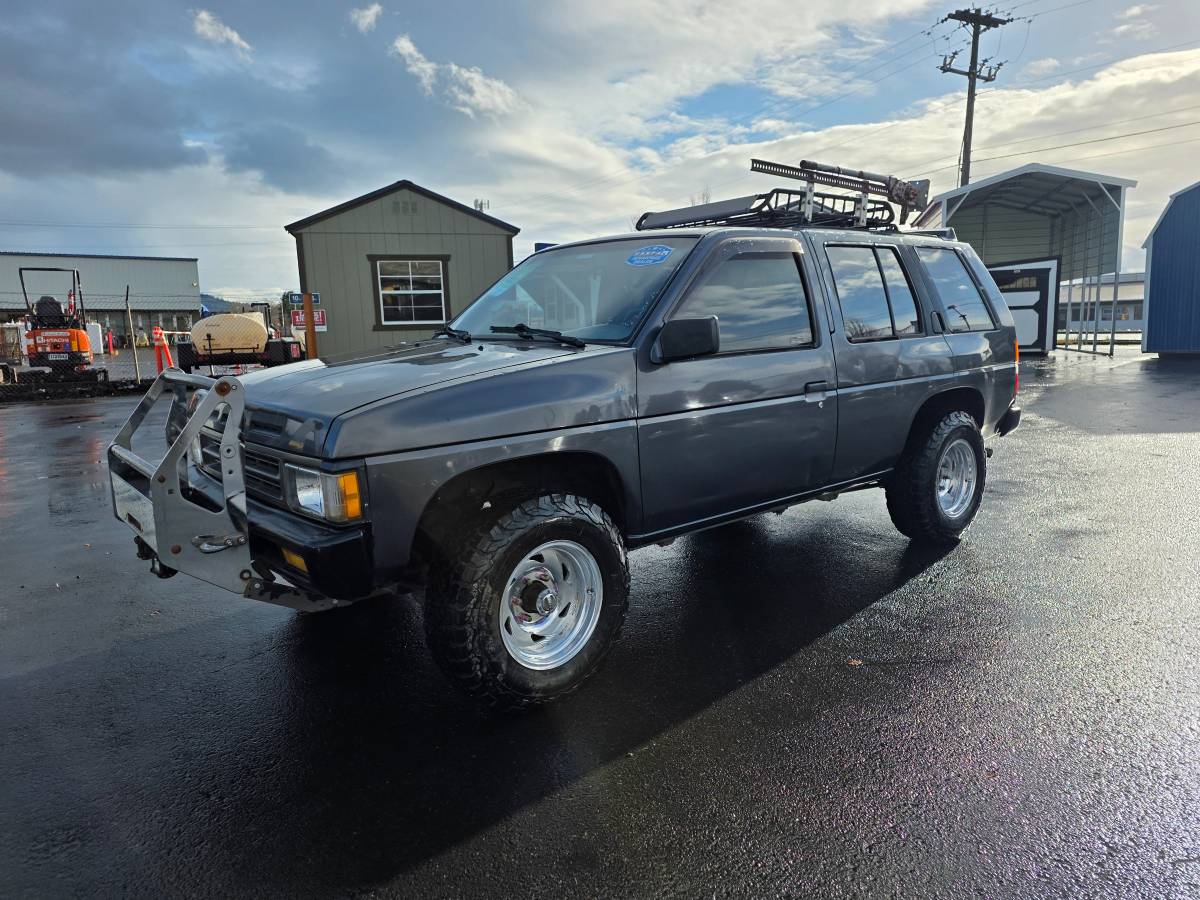 Nissan-pathfinder-4x4-1995-1