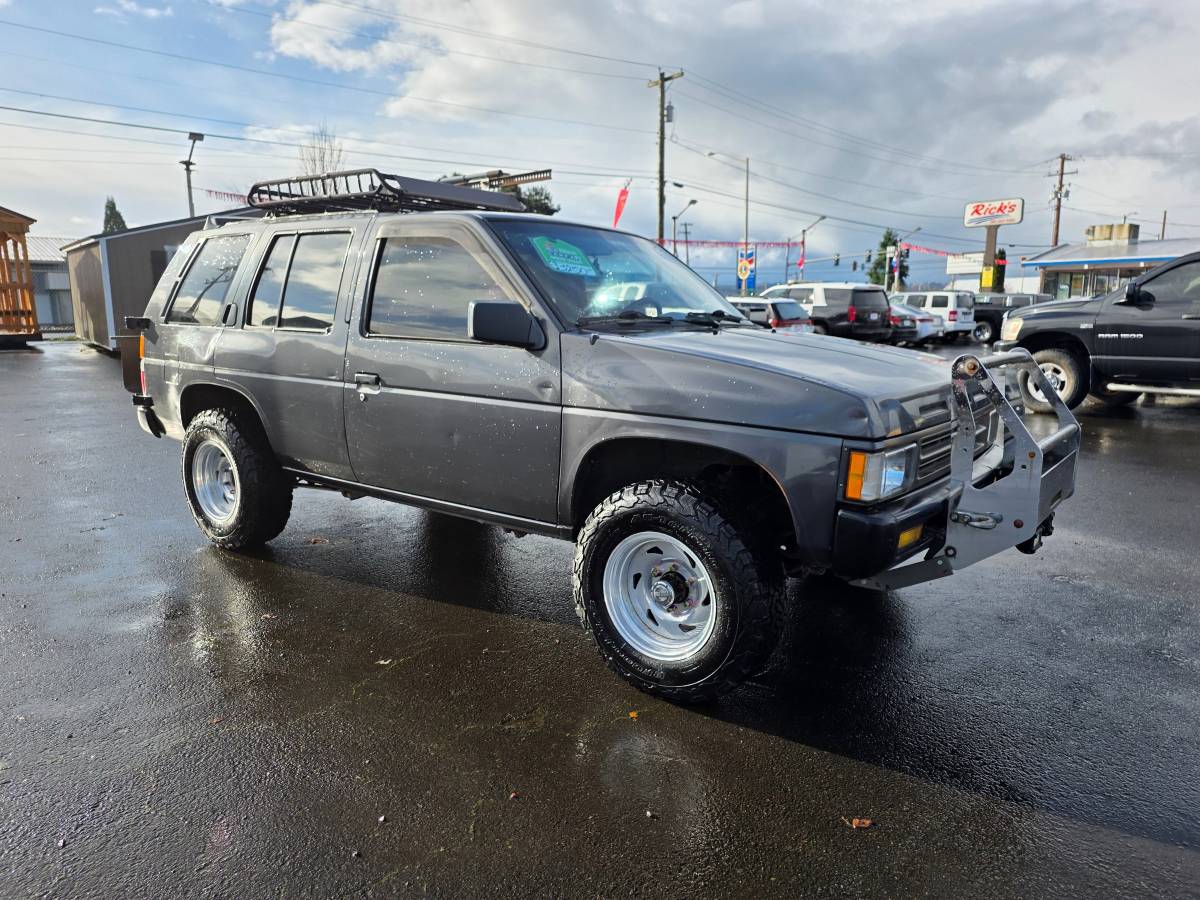 Nissan-pathfinder-4x4-1995-11