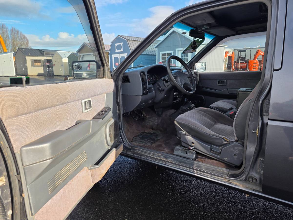 Nissan-pathfinder-4x4-1995-15