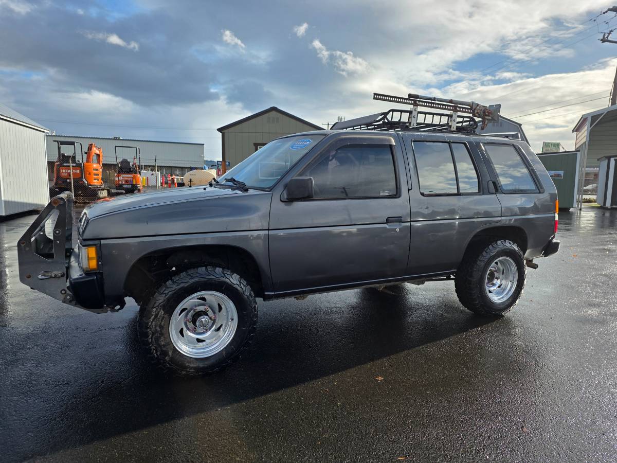 Nissan-pathfinder-4x4-1995