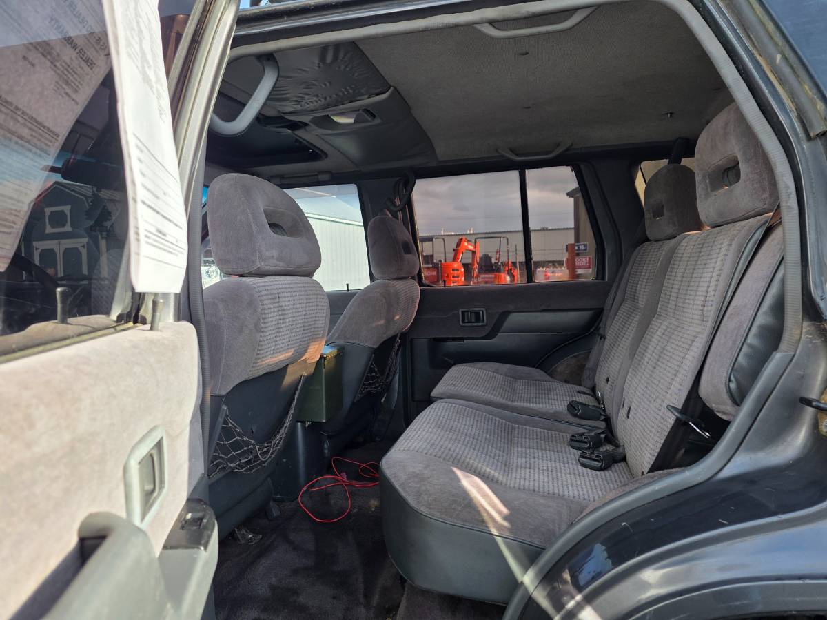 Nissan-pathfinder-4x4-1995-3