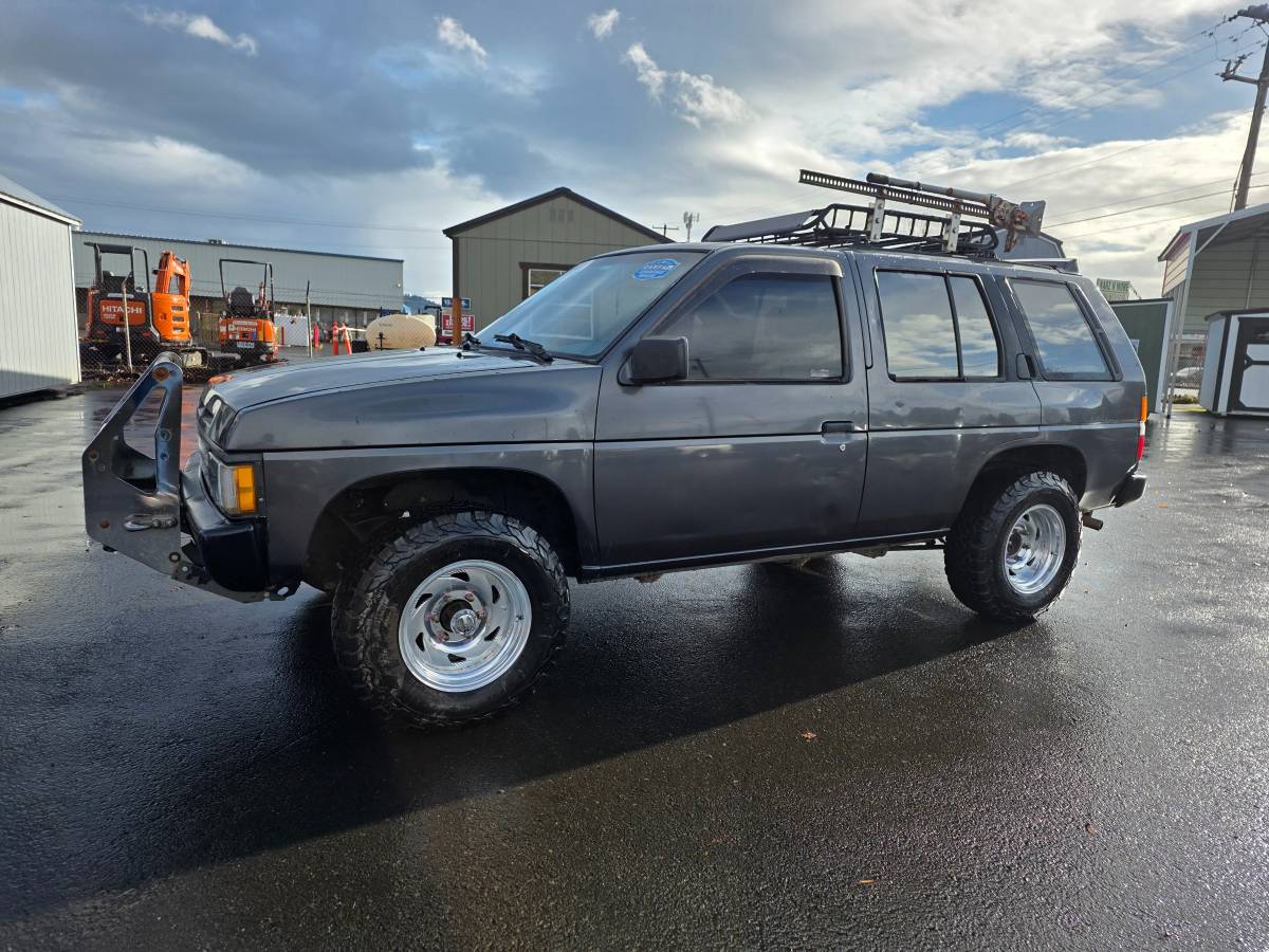 Nissan-pathfinder-4x4-1995