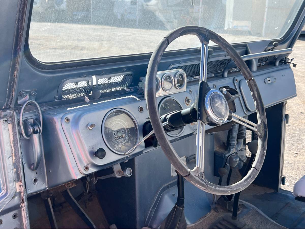 Nissan-patrol-1965-11