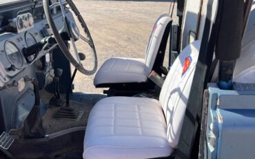 Nissan-patrol-1965-12