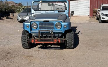 Nissan-patrol-1965-3
