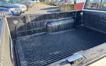 Nissan-pickup-1991-white-13